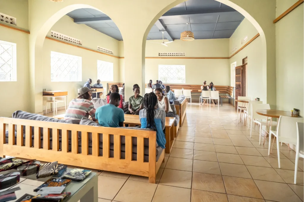 Elephante Commons (3)