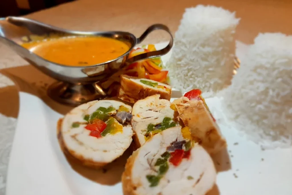 Primavera Kitchen + Cocktail Bar (1)